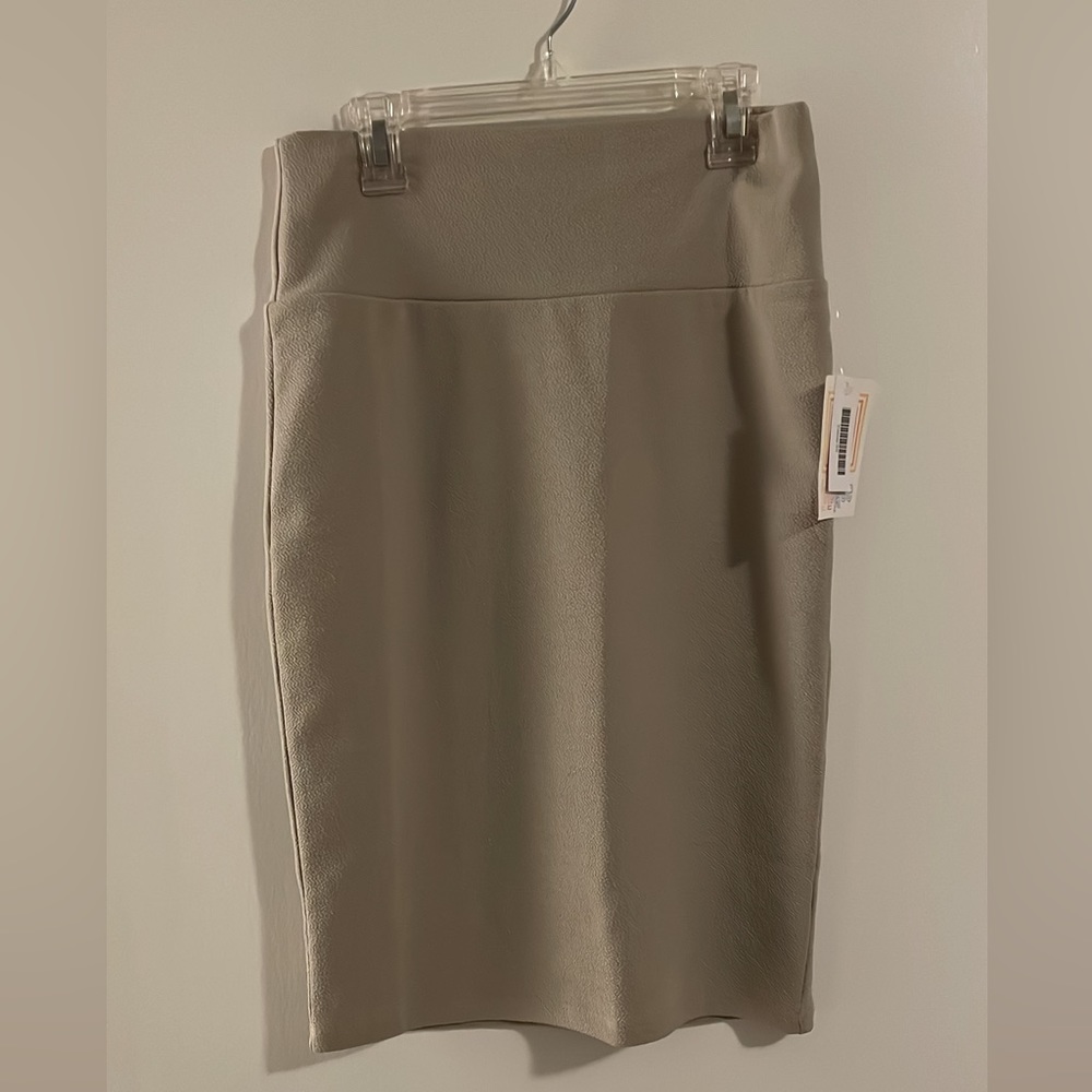 LuLa Roe Cassie Skirt